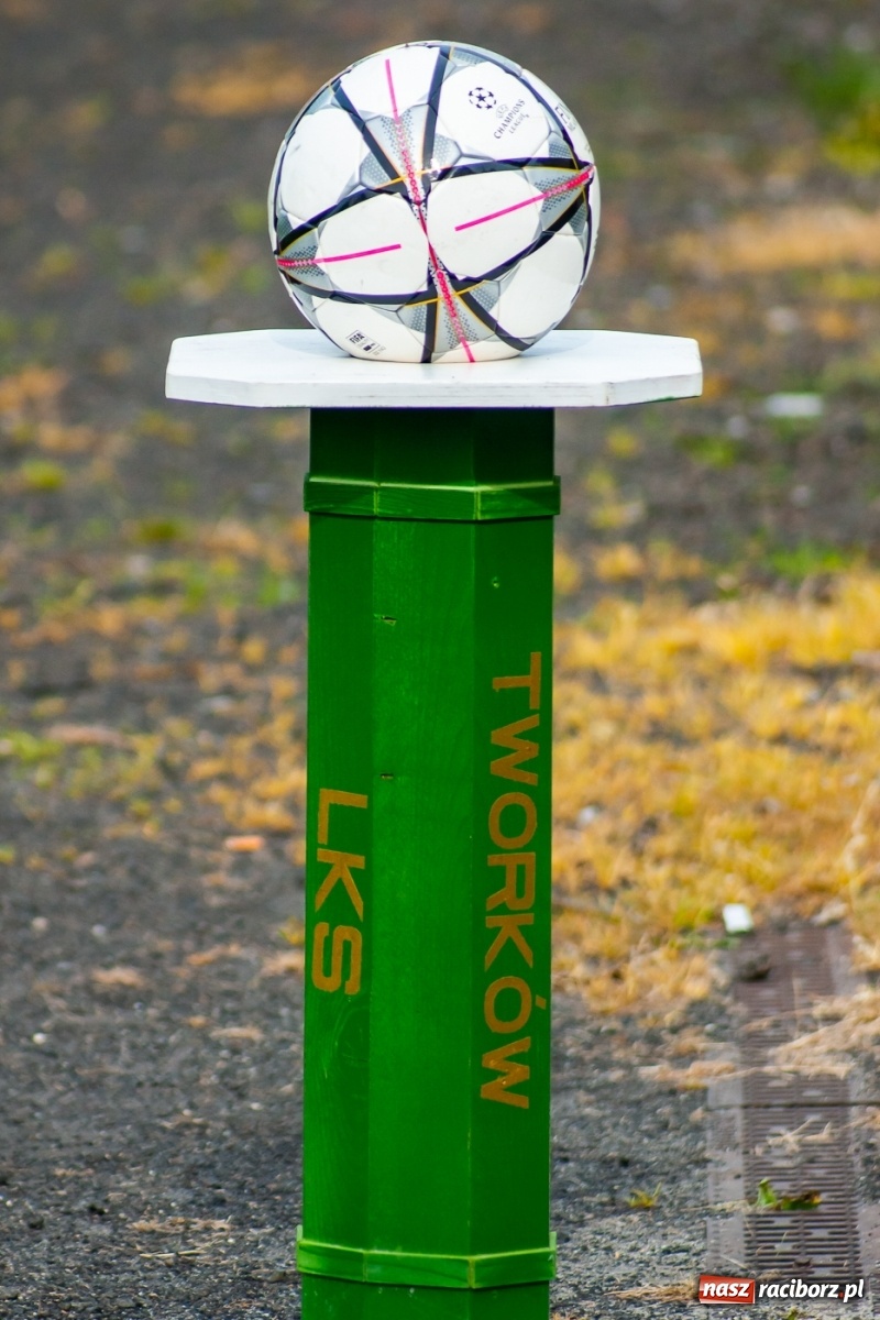 Zdjęcie w galerii na portalu naszraciborz.pl: Wygrana Tworkowa na inaugurację nowego sezonu [FOTO] wiadomości z regionu