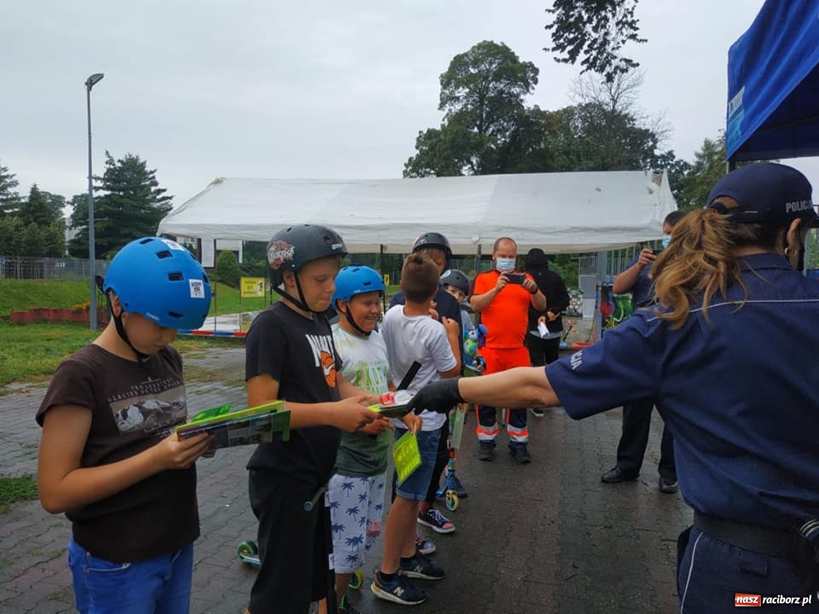 Zdjęcie w galerii na portalu naszraciborz.pl: Racibórz w akcji Bezpieczny sk8park & pumptrack  wiadomości z regionu