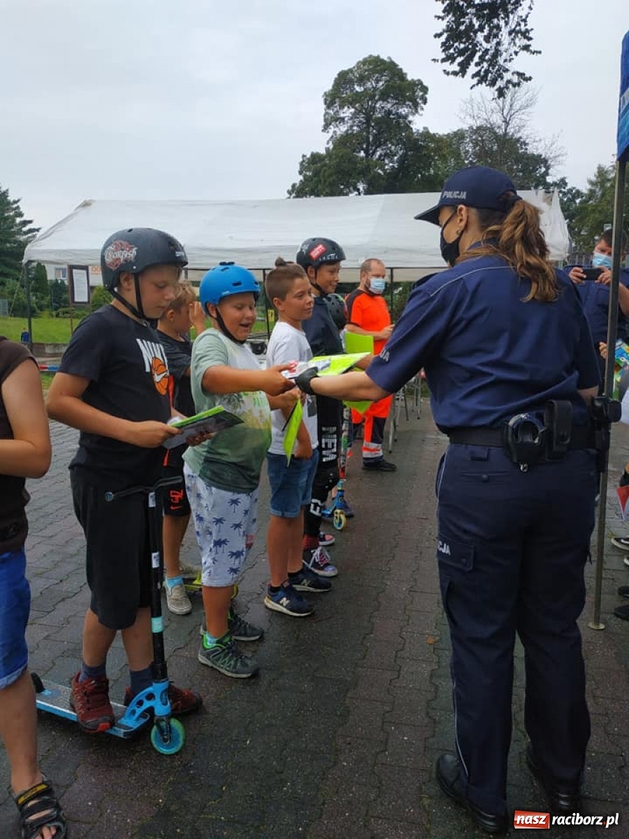 Zdjęcie w galerii na portalu naszraciborz.pl: Racibórz w akcji Bezpieczny sk8park & pumptrack  wiadomości z regionu