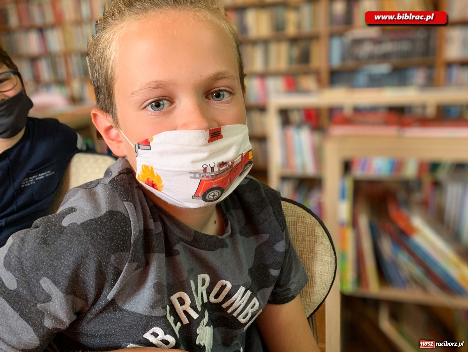 Zdjęcie w galerii na portalu naszraciborz.pl: Przygoda z fotografią w bibliotece w Ocicach  wiadomości z regionu