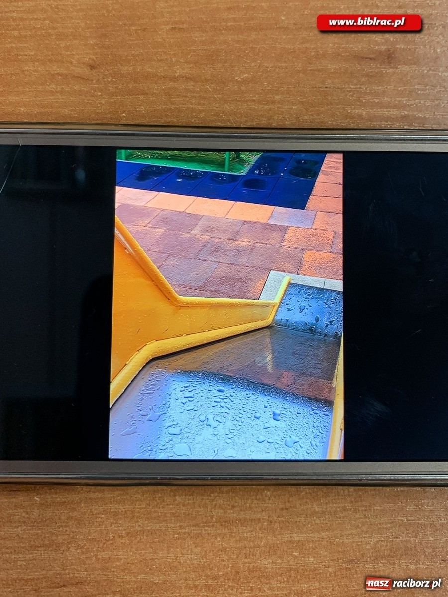 Zdjęcie w galerii na portalu naszraciborz.pl: Przygoda z fotografią w bibliotece w Ocicach  wiadomości z regionu