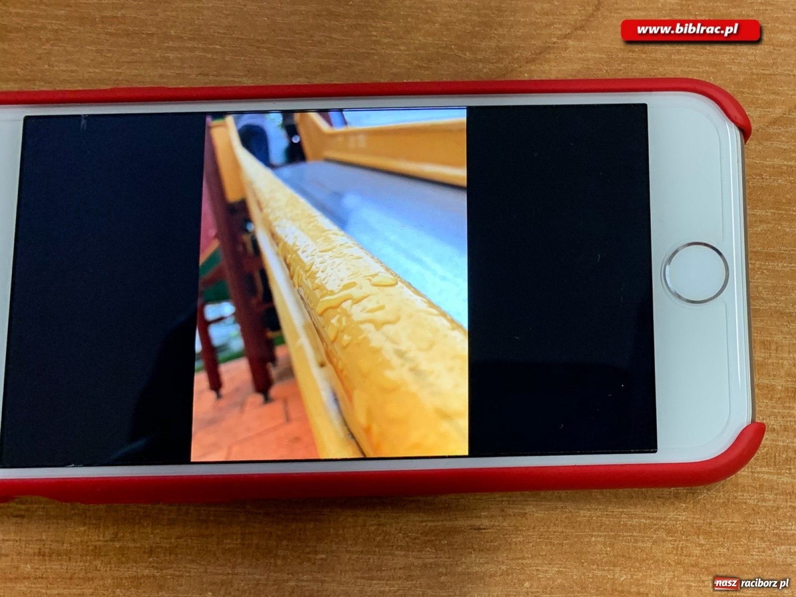 Zdjęcie w galerii na portalu naszraciborz.pl: Przygoda z fotografią w bibliotece w Ocicach  wiadomości z regionu