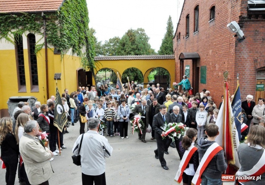 Zdjęcie w galerii na portalu naszraciborz.pl: Uczcili pamięć Sybiraków  wiadomości z regionu