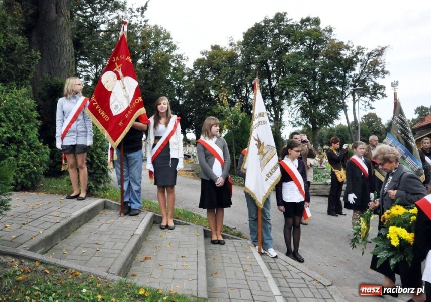Zdjęcie w galerii na portalu naszraciborz.pl: Uczcili pamięć Sybiraków  wiadomości z regionu