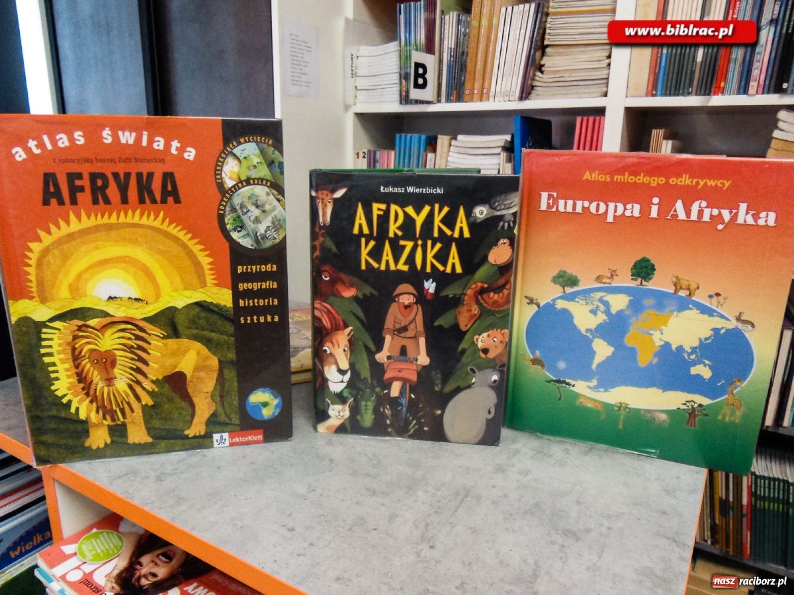 Zdjęcie w galerii na portalu naszraciborz.pl: Dogoterapia i afrykańska przygoda, czyli lato z biblioteką w Markowicach  wiadomości z regionu