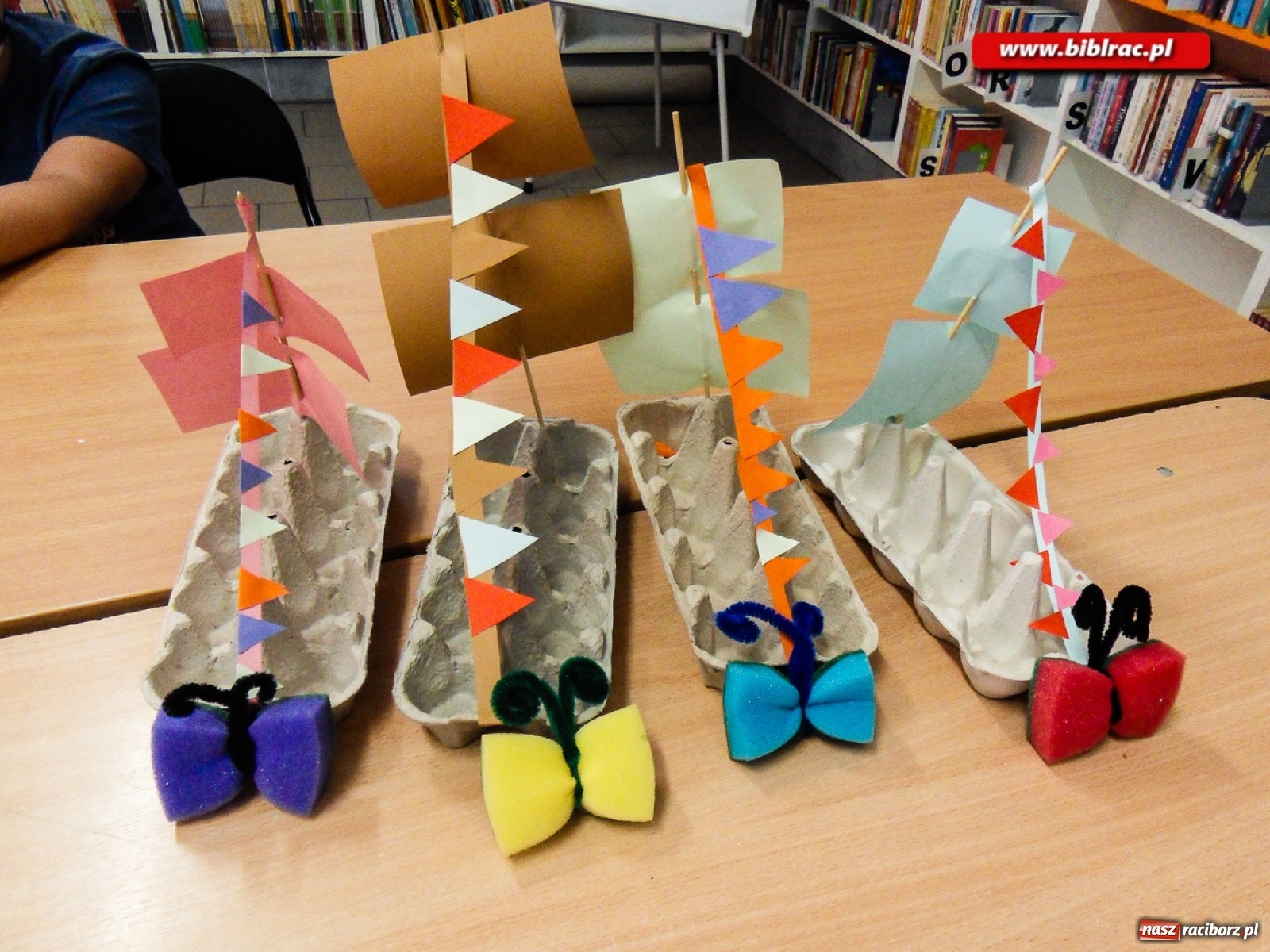 Zdjęcie w galerii na portalu naszraciborz.pl: Dogoterapia i afrykańska przygoda, czyli lato z biblioteką w Markowicach  wiadomości z regionu