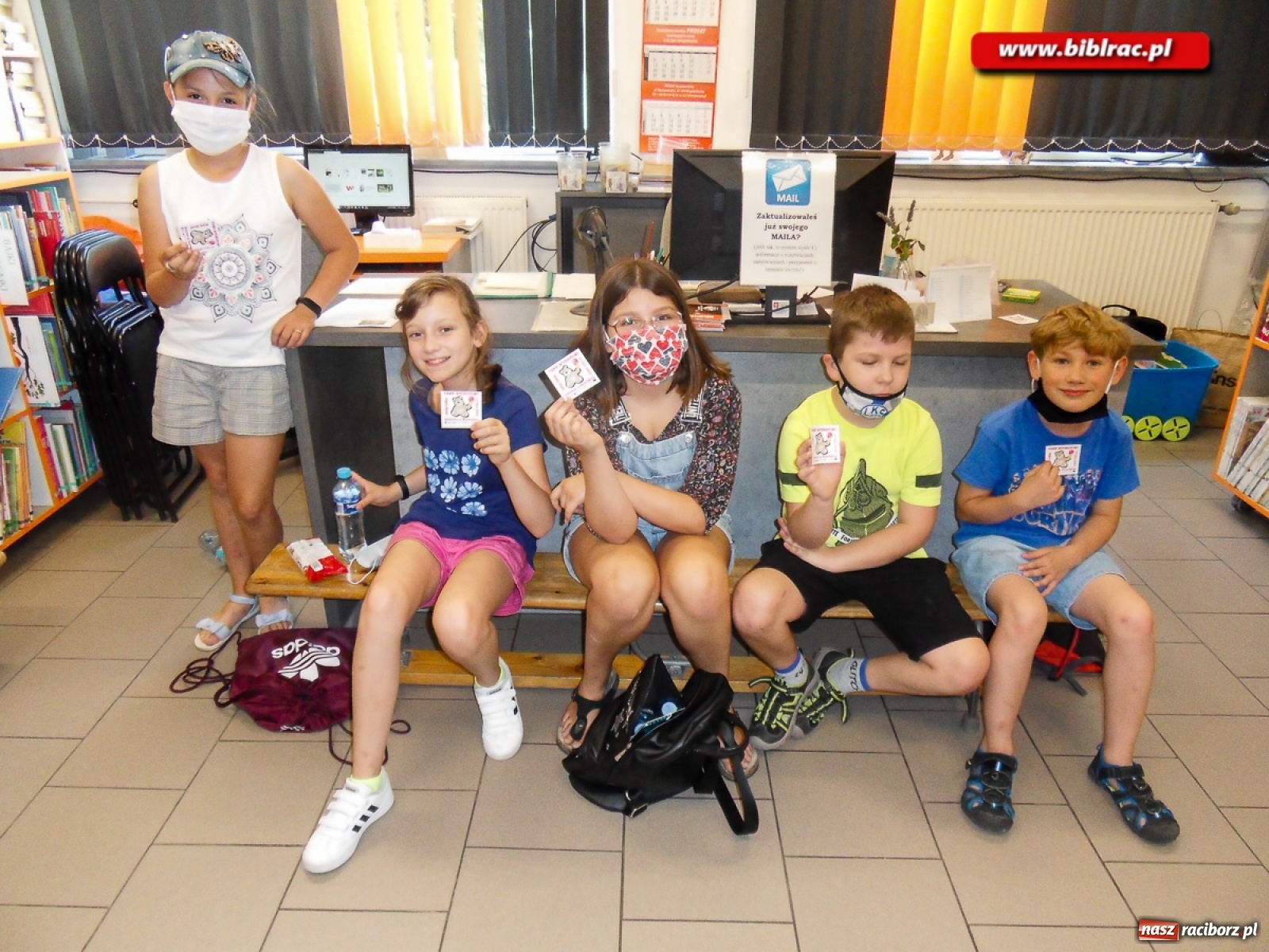 Zdjęcie w galerii na portalu naszraciborz.pl: Dogoterapia i afrykańska przygoda, czyli lato z biblioteką w Markowicach  wiadomości z regionu