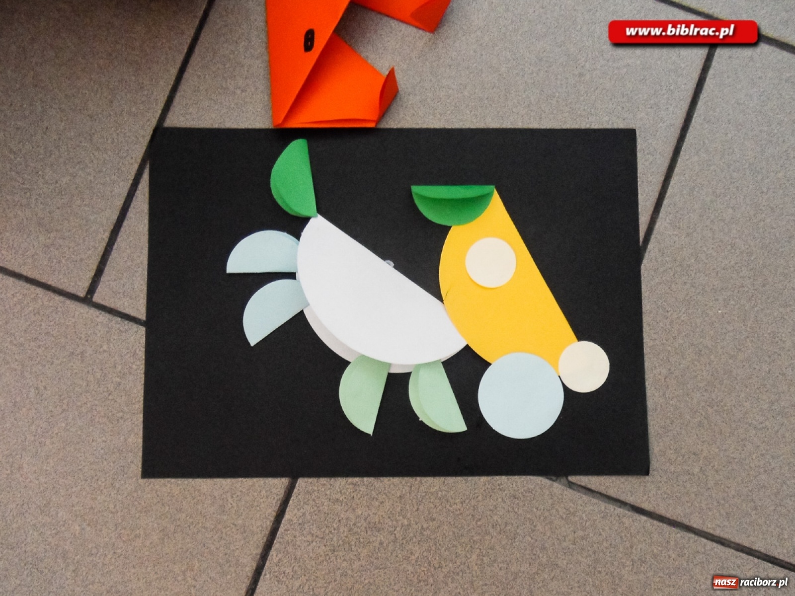 Zdjęcie w galerii na portalu naszraciborz.pl: Dogoterapia i afrykańska przygoda, czyli lato z biblioteką w Markowicach  wiadomości z regionu