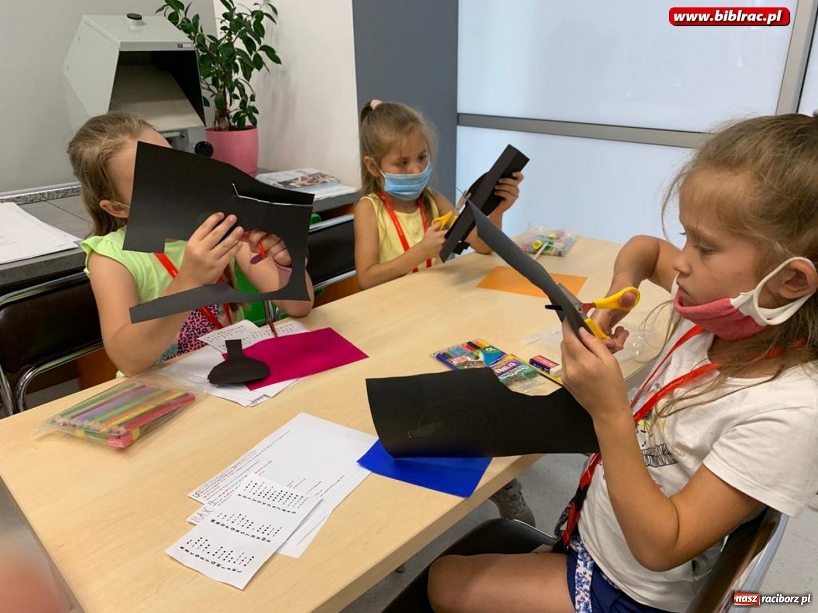 Zdjęcie w galerii na portalu naszraciborz.pl: Lato z biblioteką: detektywistyczny tydzień  wiadomości z regionu