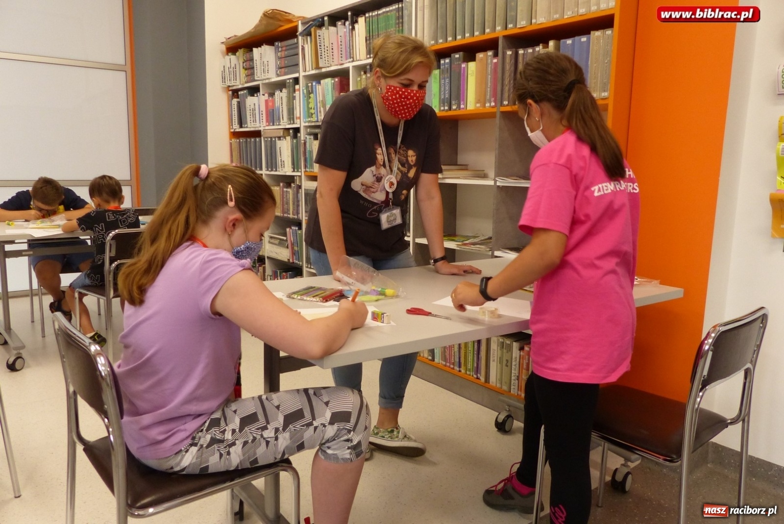 Zdjęcie w galerii na portalu naszraciborz.pl: Lato z biblioteką: detektywistyczny tydzień  wiadomości z regionu