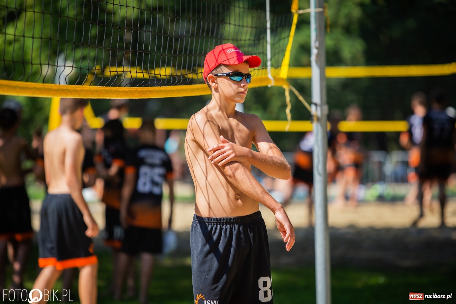Zdjęcie w galerii na portalu naszraciborz.pl: Turniej w Siatkówce Plażowej na Oborze wiadomości z regionu