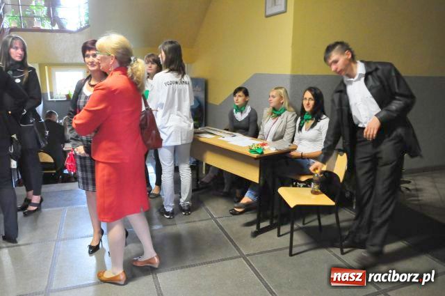 Zdjęcie w galerii na portalu naszraciborz.pl: Szkoła to był nasz drugi dom... wiadomości z regionu