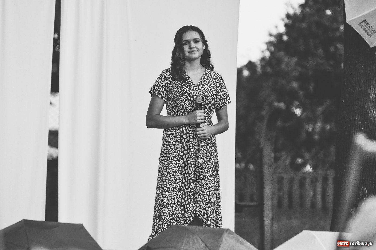 Zdjęcie w galerii na portalu naszraciborz.pl: Miraż w ogrodzie raciborskiej Strzechy  wiadomości z regionu