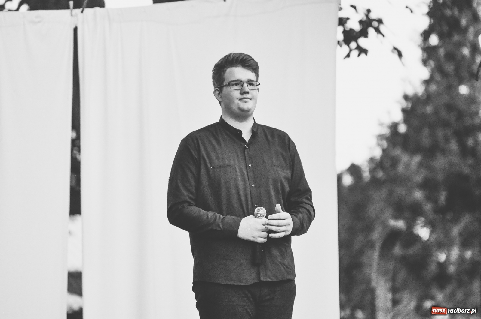 Zdjęcie w galerii na portalu naszraciborz.pl: Miraż w ogrodzie raciborskiej Strzechy  wiadomości z regionu