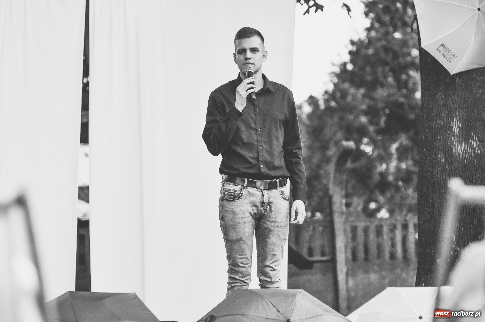 Zdjęcie w galerii na portalu naszraciborz.pl: Miraż w ogrodzie raciborskiej Strzechy  wiadomości z regionu