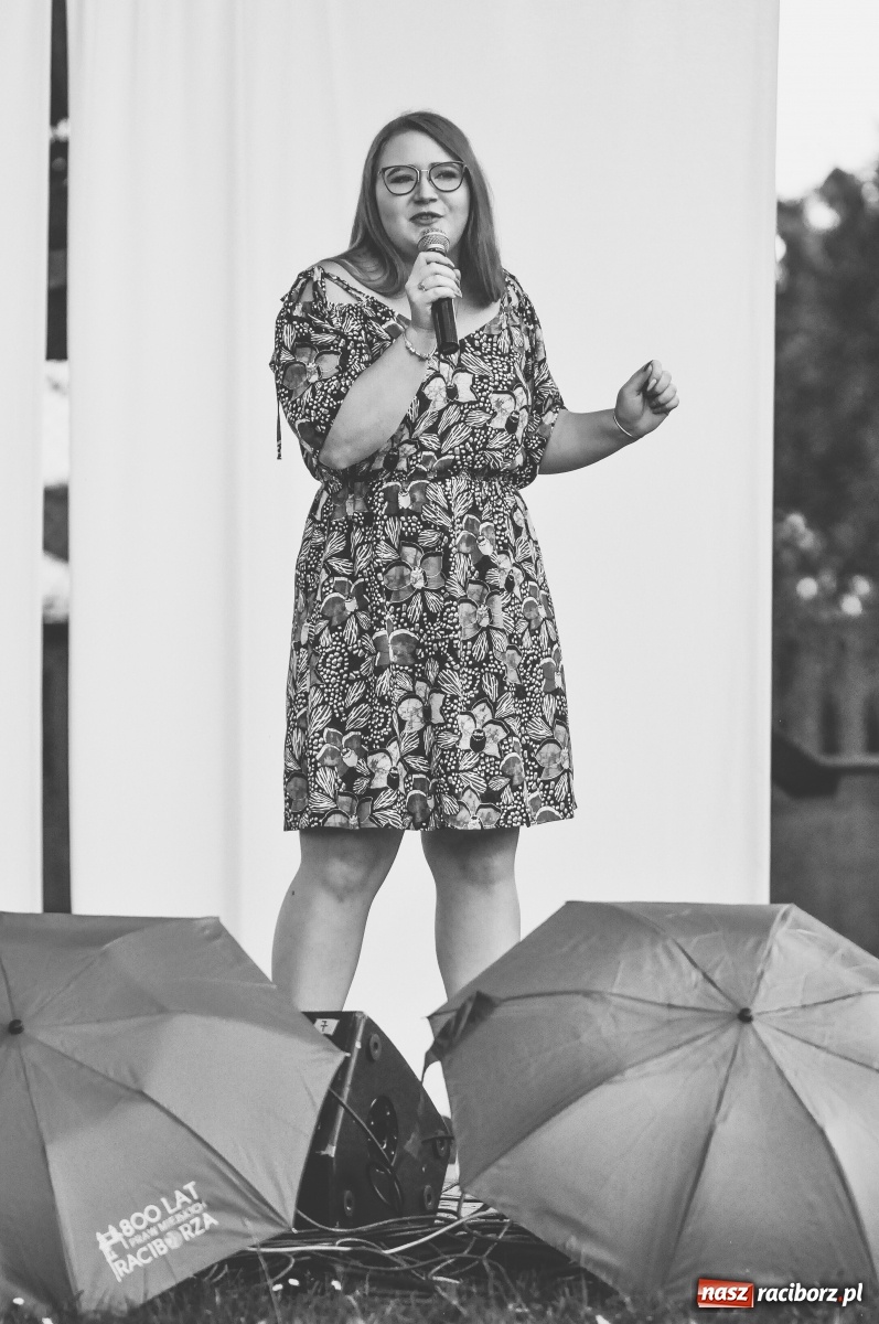 Zdjęcie w galerii na portalu naszraciborz.pl: Miraż w ogrodzie raciborskiej Strzechy  wiadomości z regionu