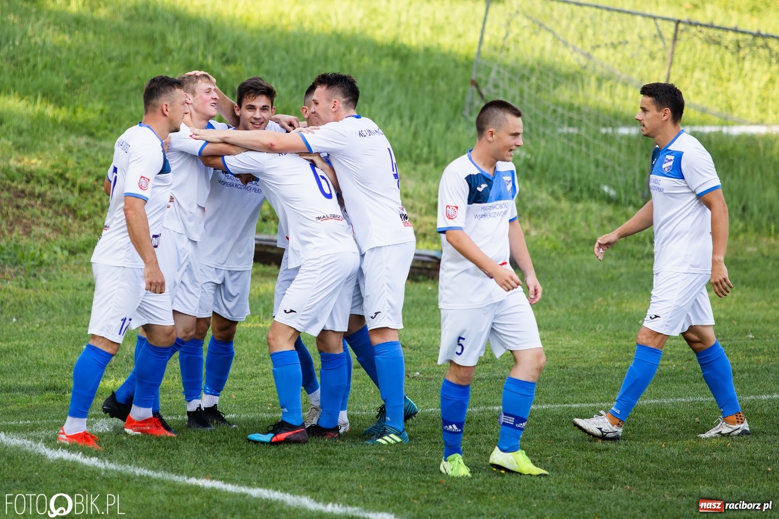 Zdjęcie w galerii na portalu naszraciborz.pl: Derby powiatu. Unia Racibórz rozbiła Naprzód Borucin [FOTO]  wiadomości z regionu