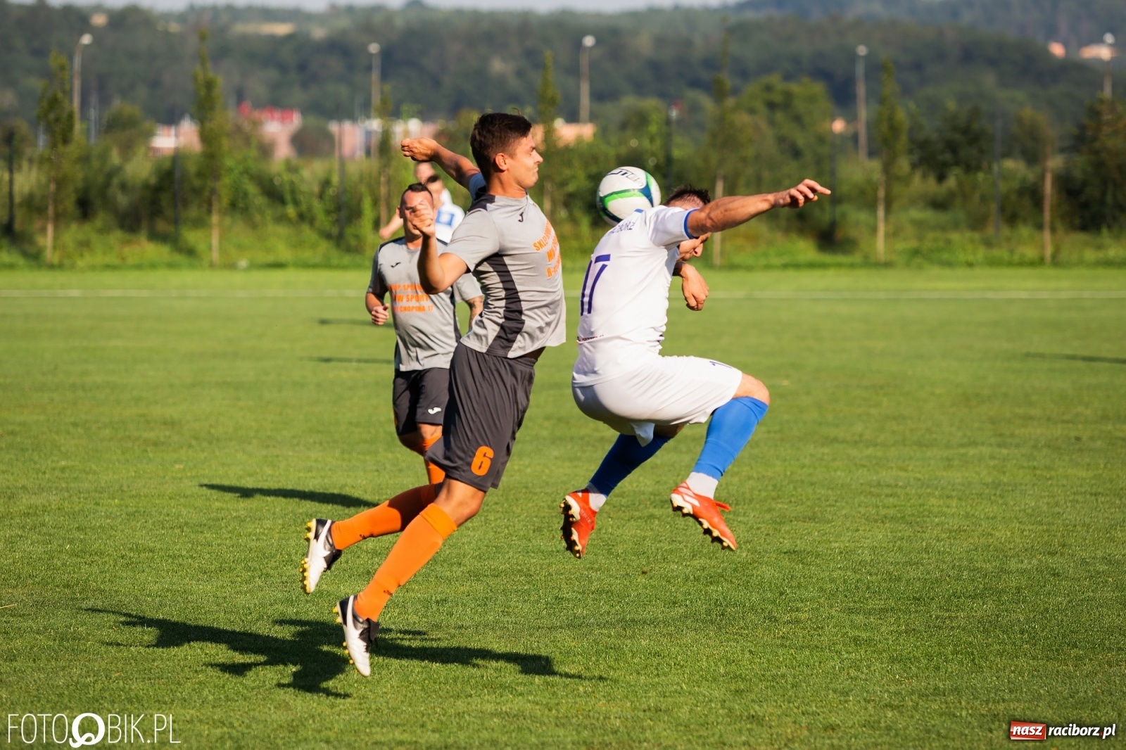 Zdjęcie w galerii na portalu naszraciborz.pl: Derby powiatu. Unia Racibórz rozbiła Naprzód Borucin [FOTO]  wiadomości z regionu