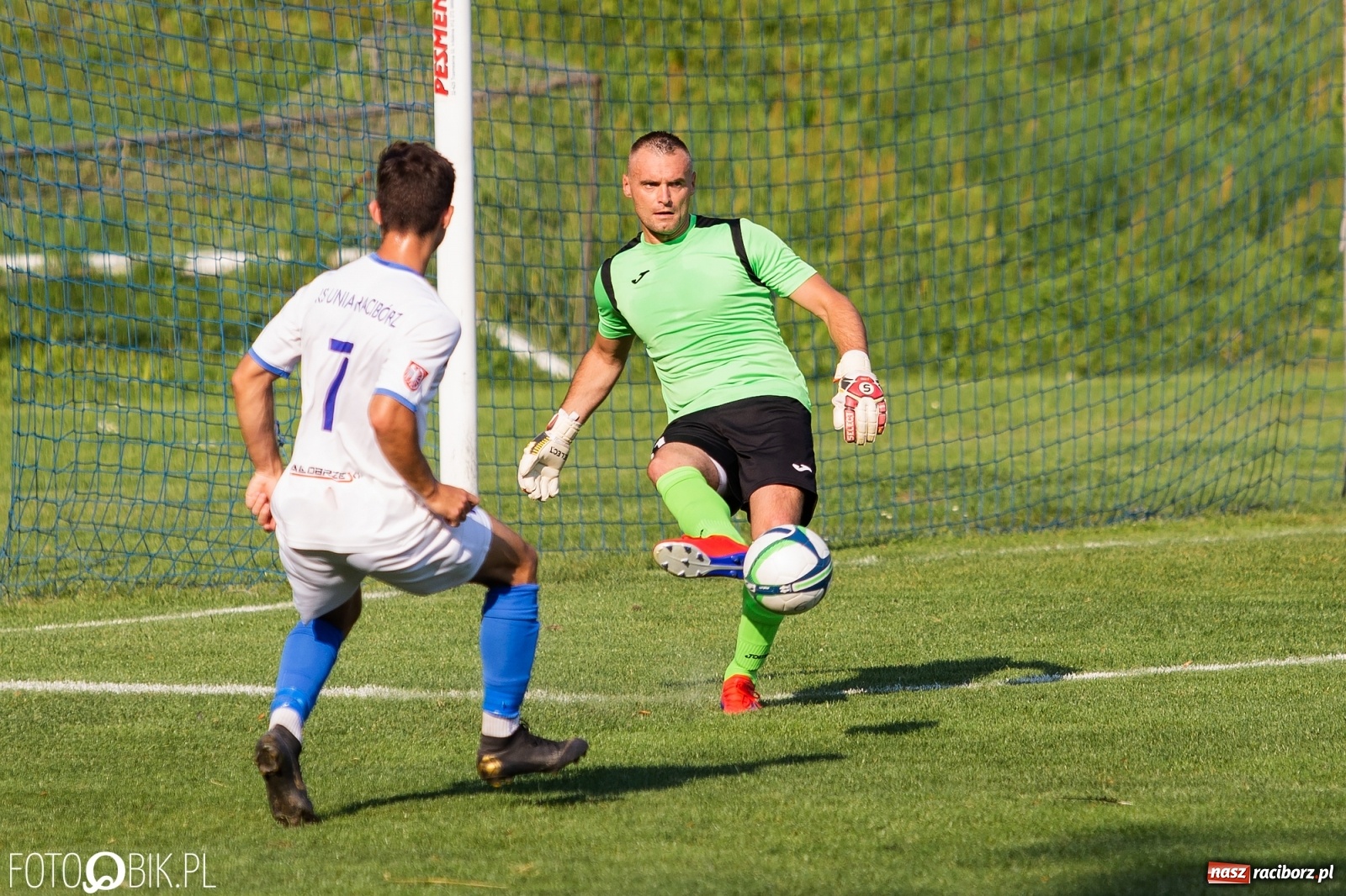 Zdjęcie w galerii na portalu naszraciborz.pl: Derby powiatu. Unia Racibórz rozbiła Naprzód Borucin [FOTO]  wiadomości z regionu