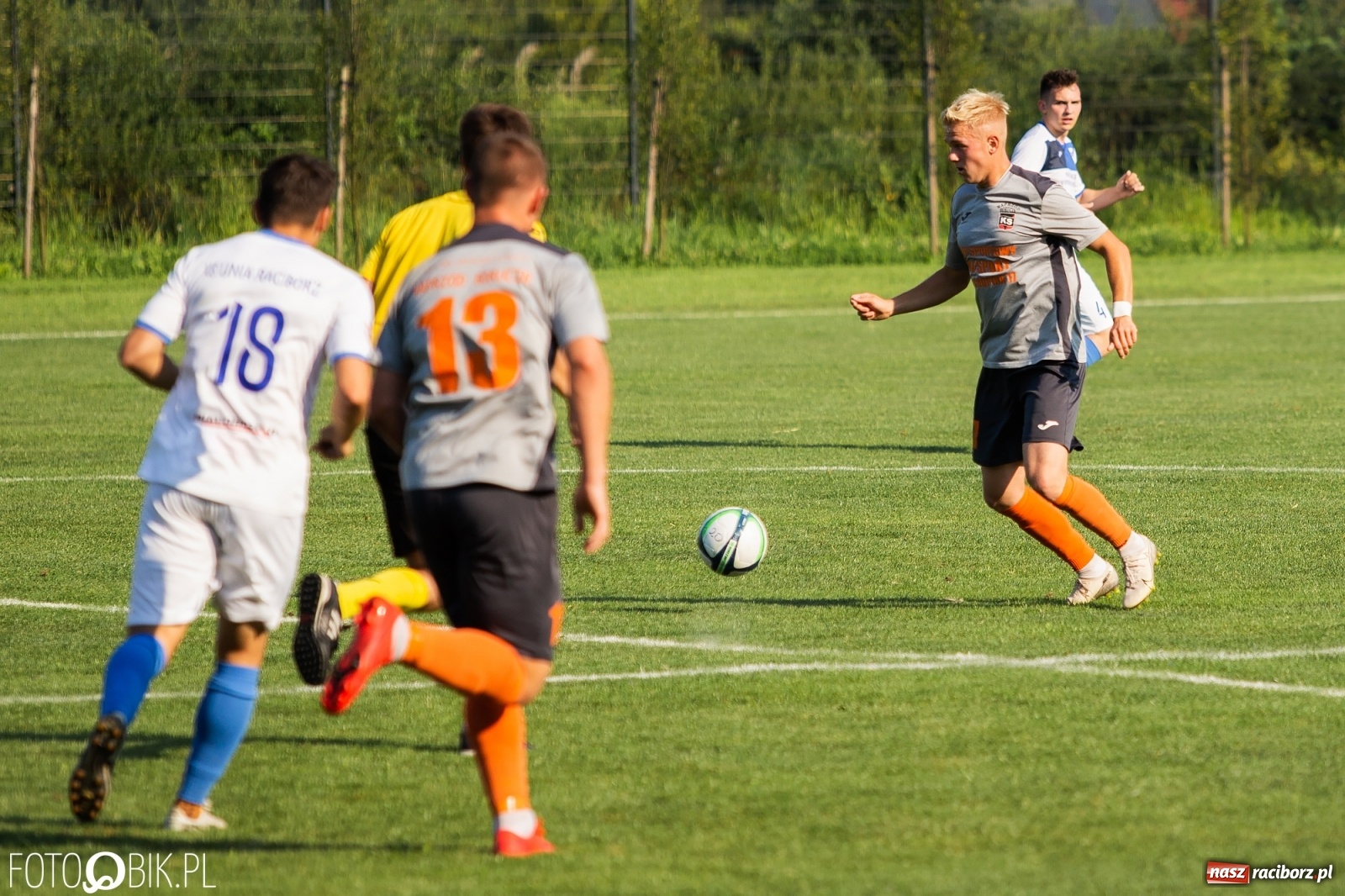 Zdjęcie w galerii na portalu naszraciborz.pl: Derby powiatu. Unia Racibórz rozbiła Naprzód Borucin [FOTO]  wiadomości z regionu