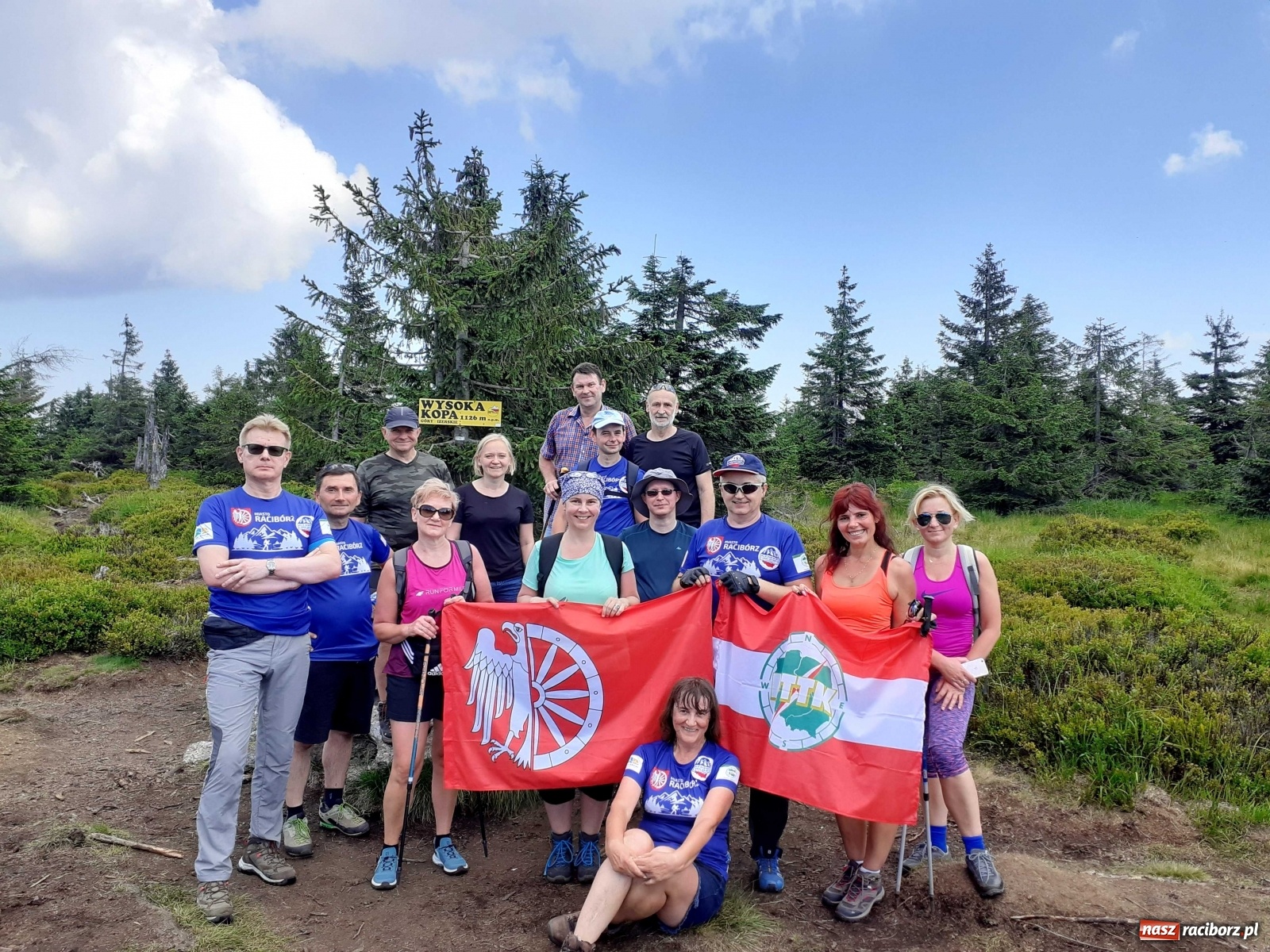 Zdjęcie w galerii na portalu naszraciborz.pl: Raciborzanie zdobywają koronę gór polskich  wiadomości z regionu