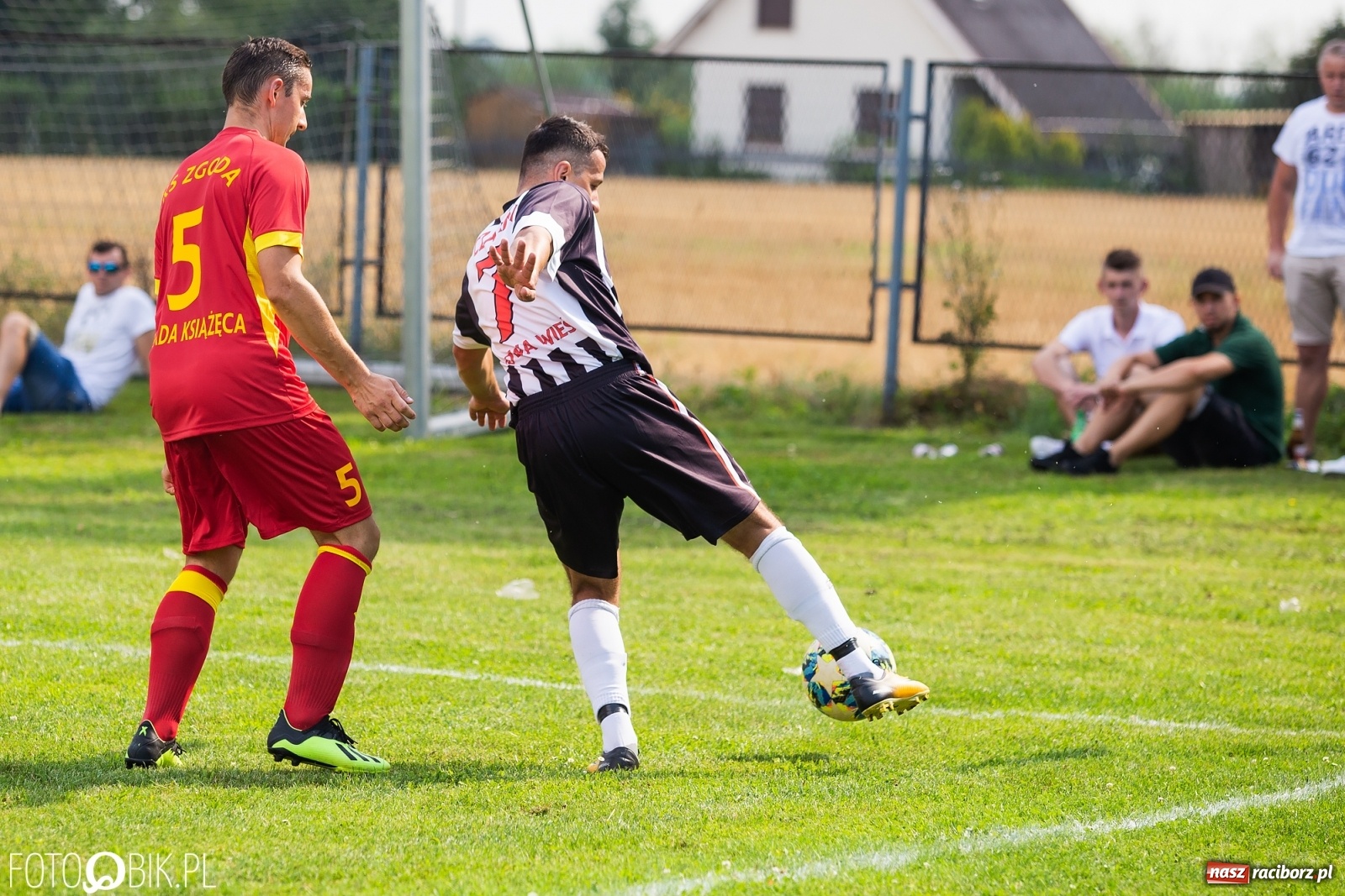Zdjęcie w galerii na portalu naszraciborz.pl: A klasa. Sprawiedliwy remis przy Olimpijskiej [FOTO] wiadomości z regionu