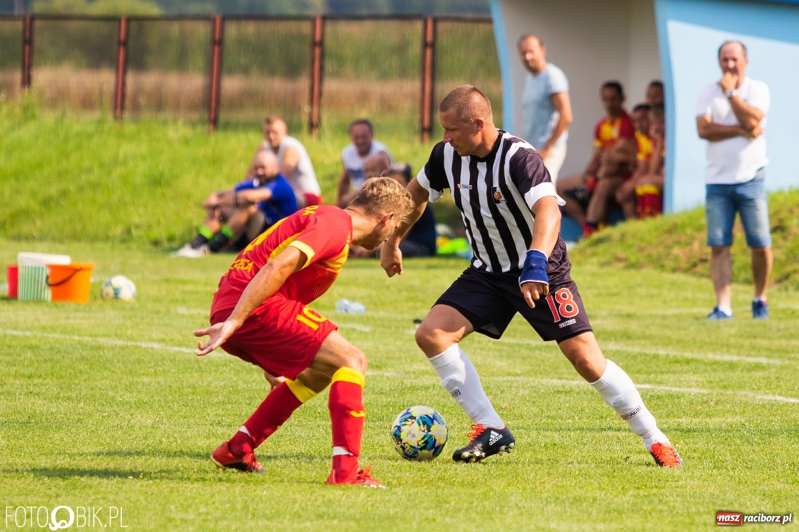 Zdjęcie w galerii na portalu naszraciborz.pl: A klasa. Sprawiedliwy remis przy Olimpijskiej [FOTO] wiadomości z regionu