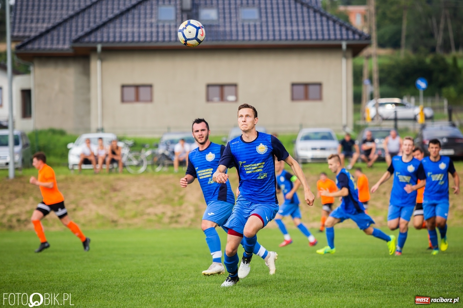 Zdjęcie w galerii na portalu naszraciborz.pl: Derby Raciborza. O wygranej przesądziły karne z kapelusza? [FOTO] wiadomości z regionu
