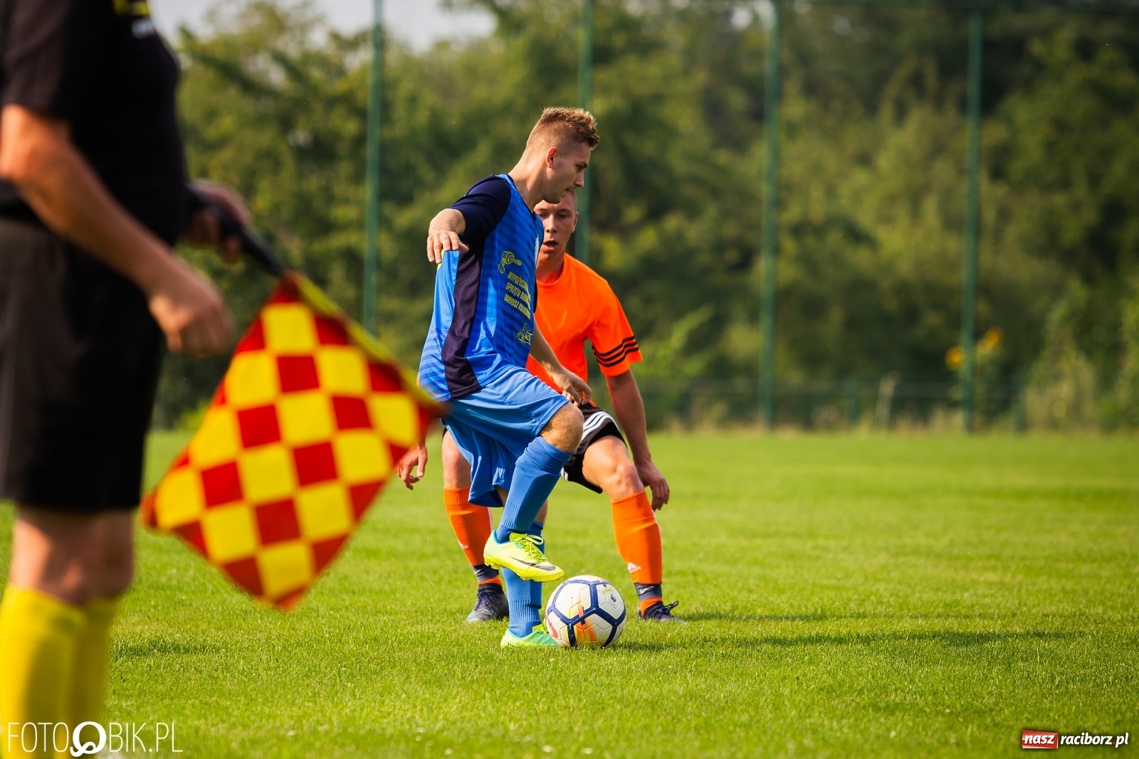 Zdjęcie w galerii na portalu naszraciborz.pl: Derby Raciborza. O wygranej przesądziły karne z kapelusza? [FOTO] wiadomości z regionu
