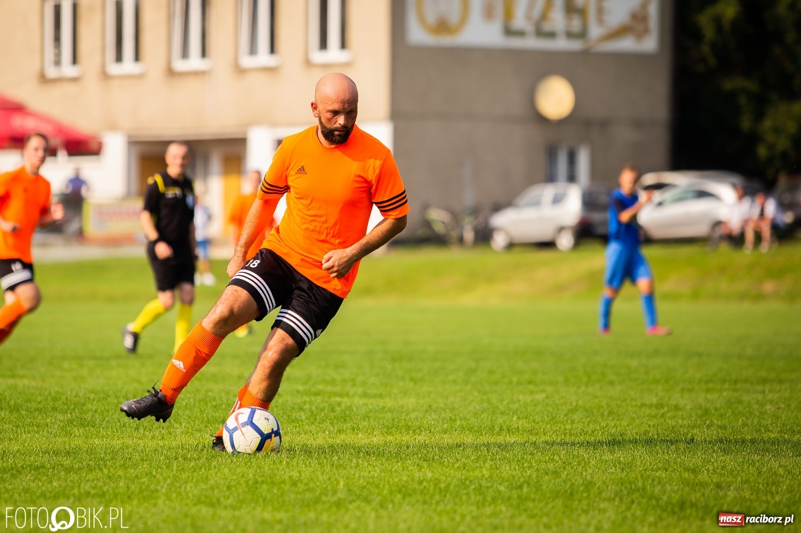 Zdjęcie w galerii na portalu naszraciborz.pl: Derby Raciborza. O wygranej przesądziły karne z kapelusza? [FOTO] wiadomości z regionu
