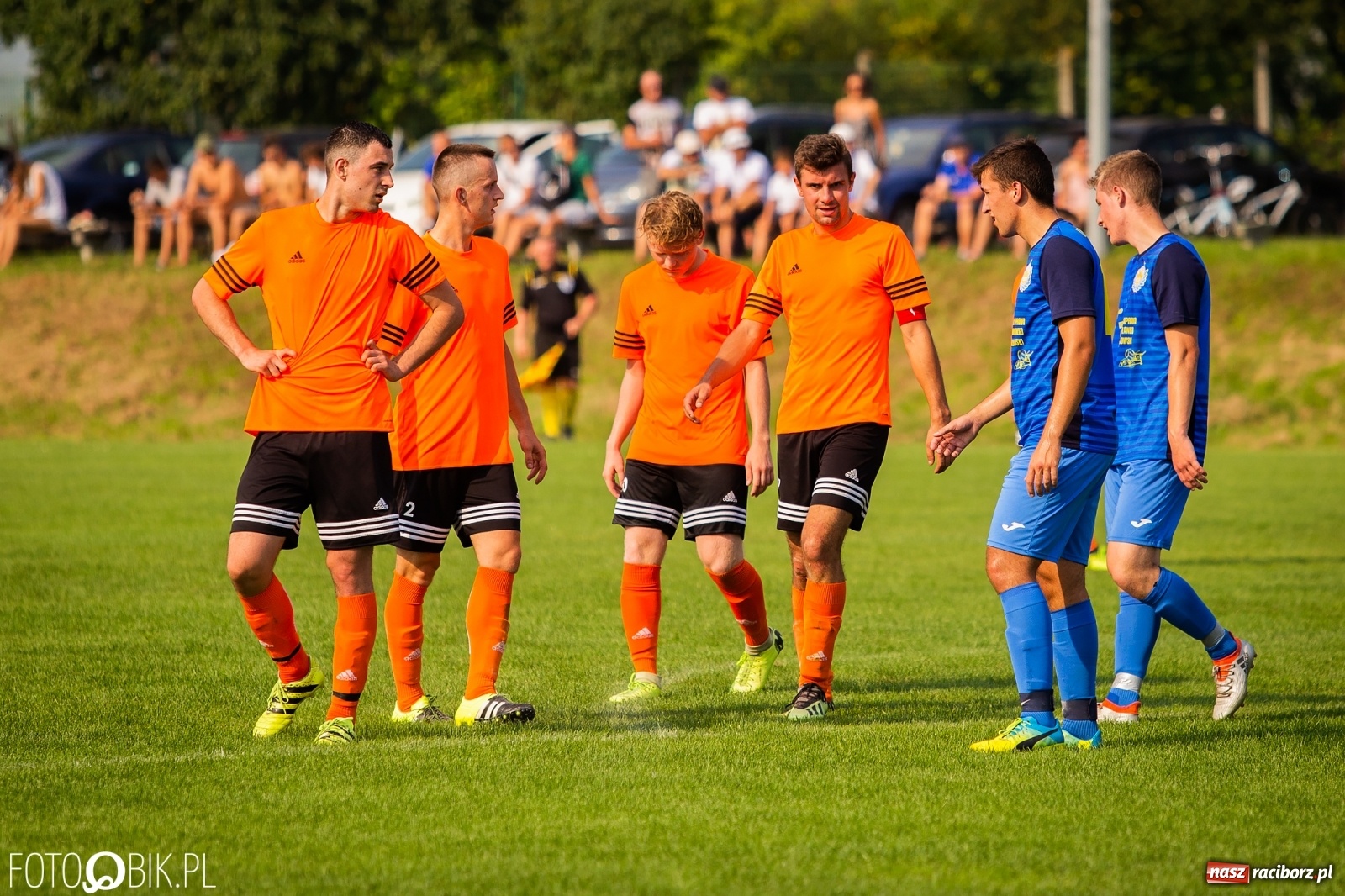 Zdjęcie w galerii na portalu naszraciborz.pl: Derby Raciborza. O wygranej przesądziły karne z kapelusza? [FOTO] wiadomości z regionu
