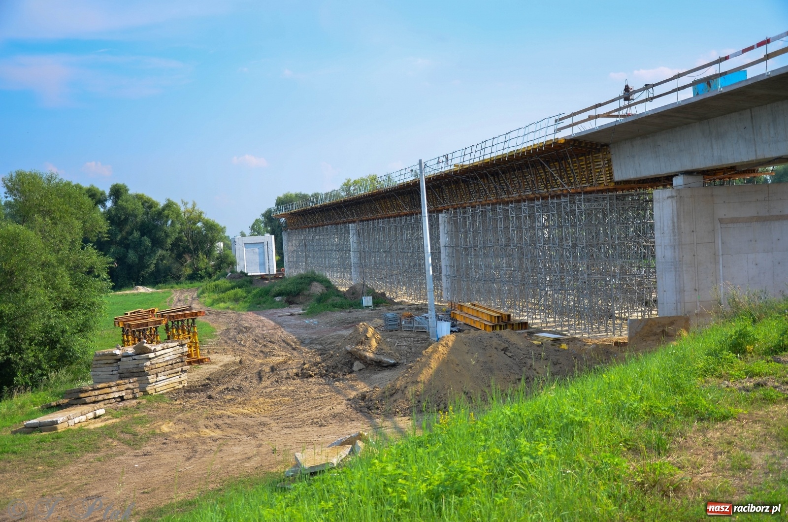Zdjęcie w galerii na portalu naszraciborz.pl: Raport z budowy wschodniej obwodnicy [FOTO i WIDEO]  wiadomości z regionu