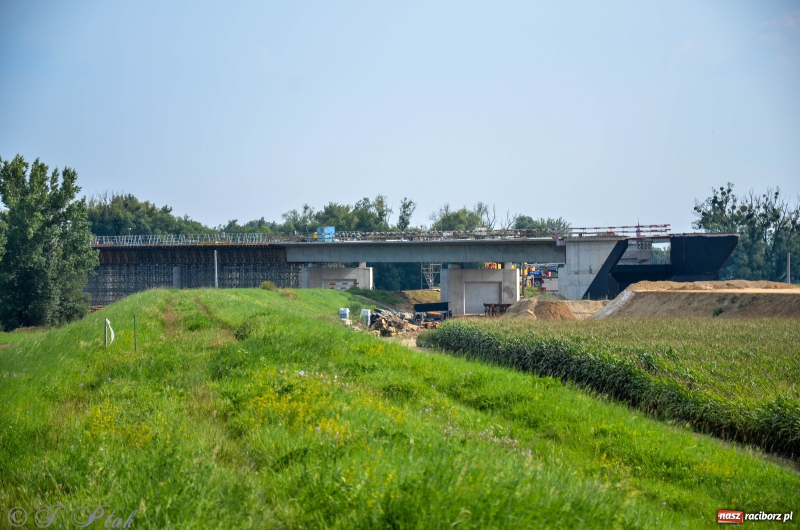 Zdjęcie w galerii na portalu naszraciborz.pl: Raport z budowy wschodniej obwodnicy [FOTO i WIDEO]  wiadomości z regionu