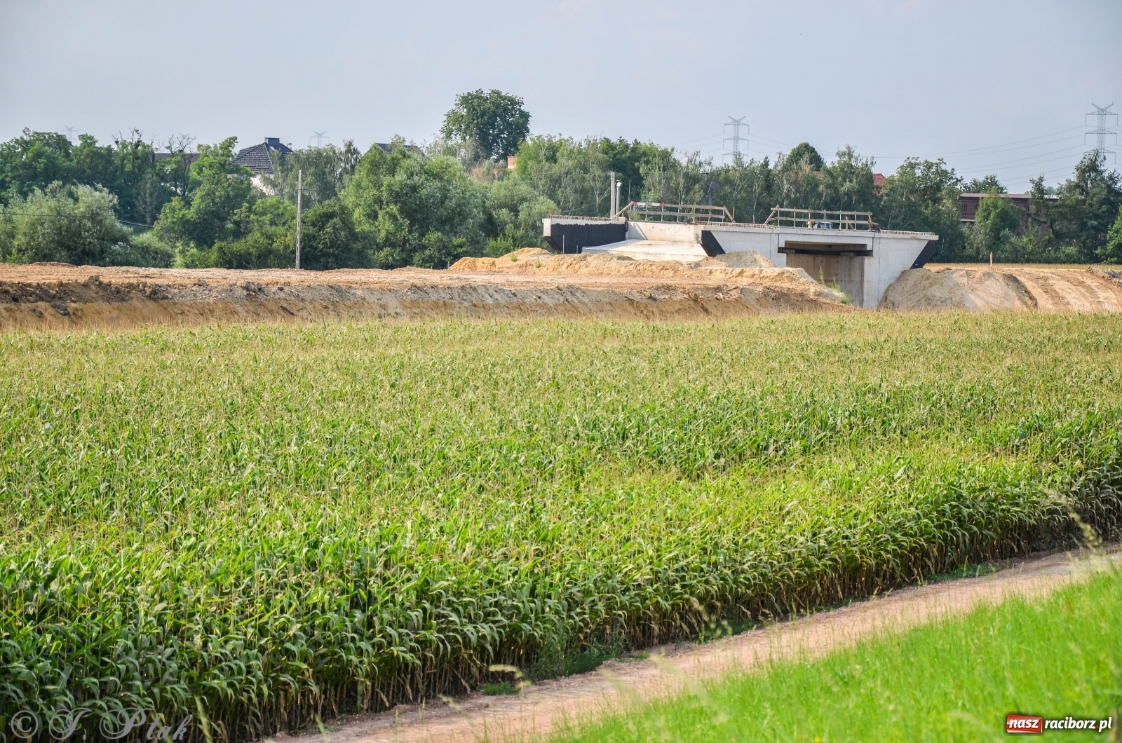 Zdjęcie w galerii na portalu naszraciborz.pl: Raport z budowy wschodniej obwodnicy [FOTO i WIDEO]  wiadomości z regionu