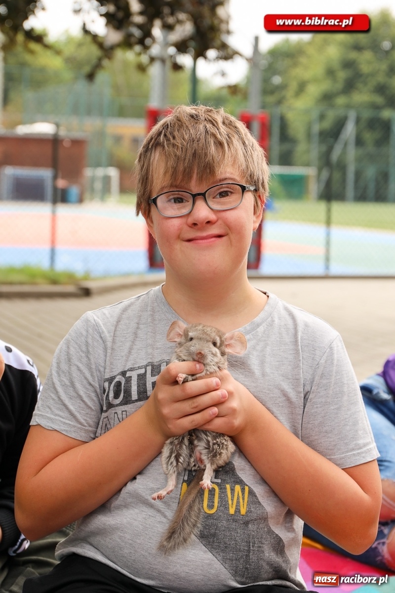 Zdjęcie w galerii na portalu naszraciborz.pl: Finał Lata dla niepełnosprawnych w bibliotece  wiadomości z regionu