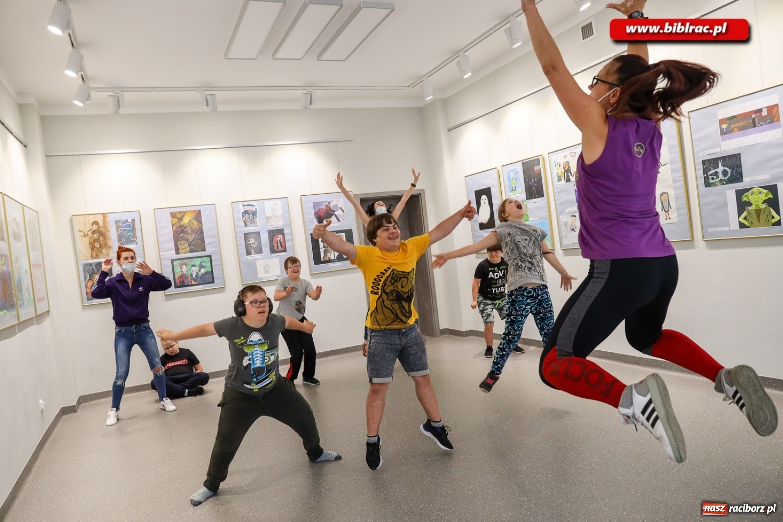 Zdjęcie w galerii na portalu naszraciborz.pl: Finał Lata dla niepełnosprawnych w bibliotece  wiadomości z regionu