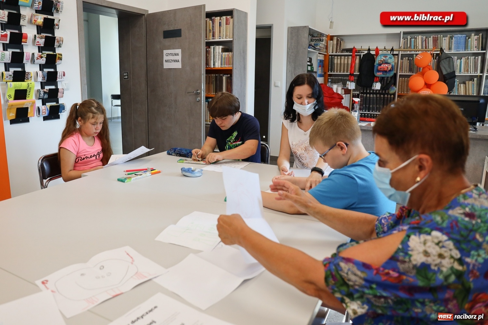 Zdjęcie w galerii na portalu naszraciborz.pl: Finał Lata dla niepełnosprawnych w bibliotece  wiadomości z regionu