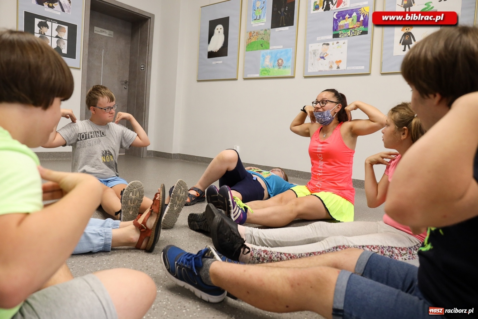 Zdjęcie w galerii na portalu naszraciborz.pl: Finał Lata dla niepełnosprawnych w bibliotece  wiadomości z regionu