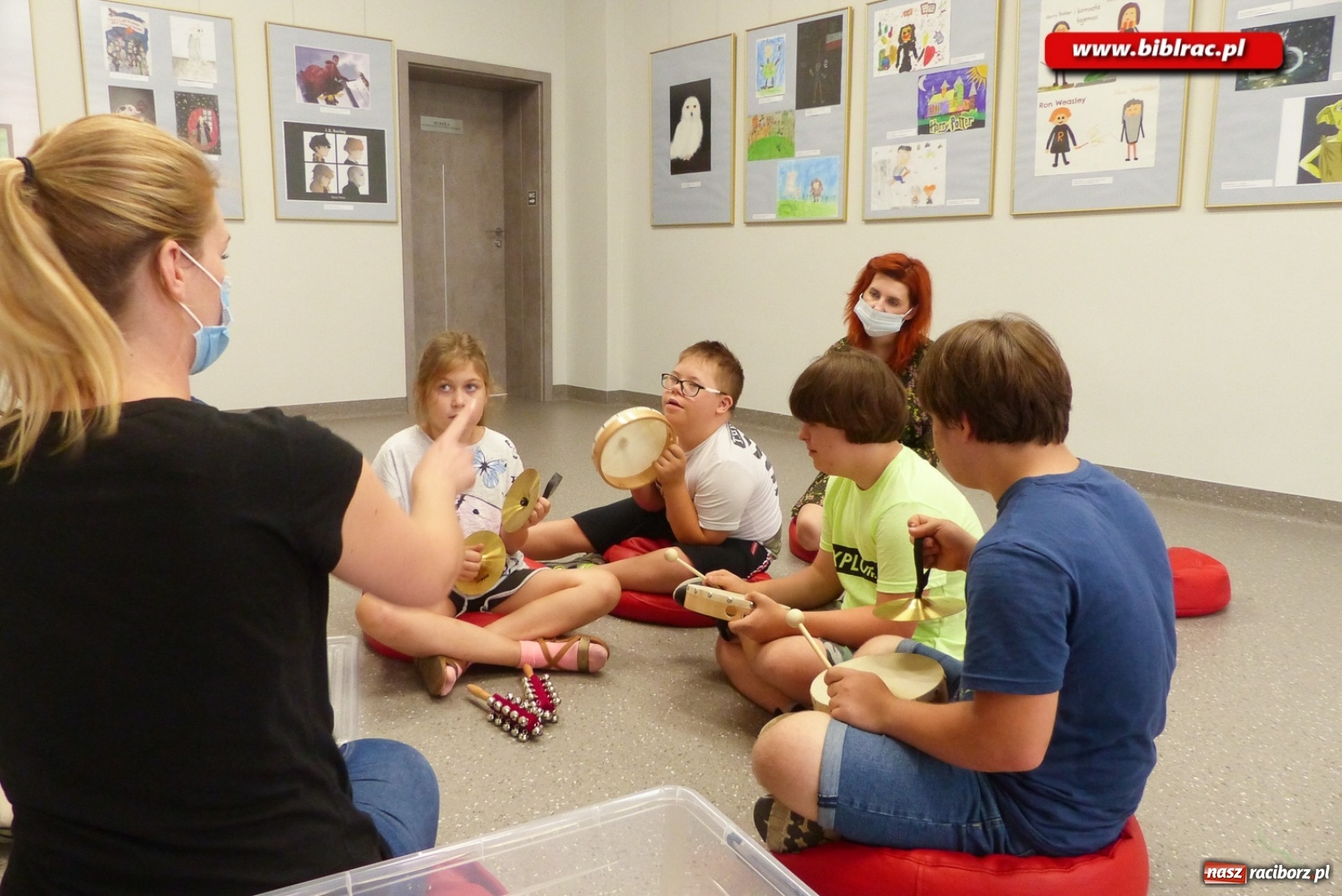 Zdjęcie w galerii na portalu naszraciborz.pl: Finał Lata dla niepełnosprawnych w bibliotece  wiadomości z regionu