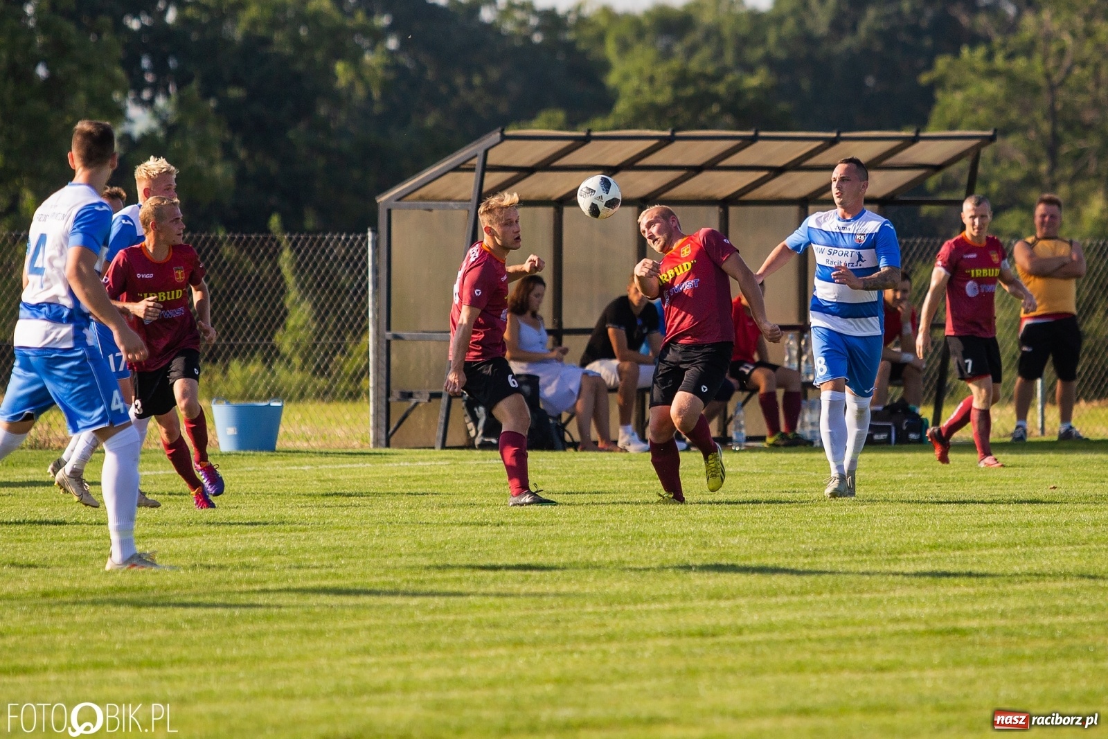 Zdjęcie w galerii na portalu naszraciborz.pl: Borutany zniszczyły mury czernickiego Zameczku [FOTO] wiadomości z regionu