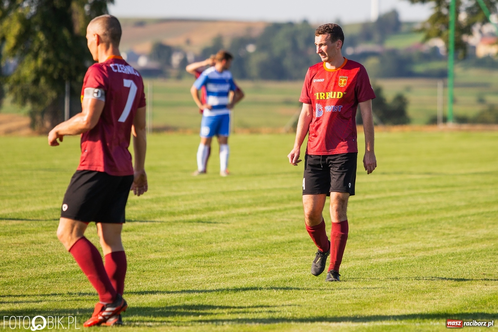 Zdjęcie w galerii na portalu naszraciborz.pl: Borutany zniszczyły mury czernickiego Zameczku [FOTO] wiadomości z regionu