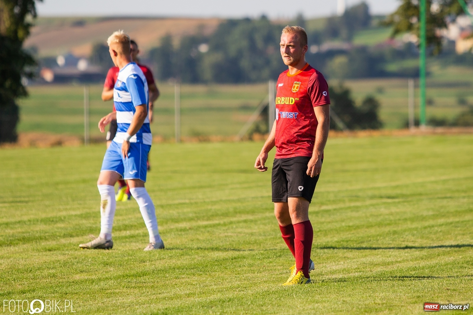 Zdjęcie w galerii na portalu naszraciborz.pl: Borutany zniszczyły mury czernickiego Zameczku [FOTO] wiadomości z regionu
