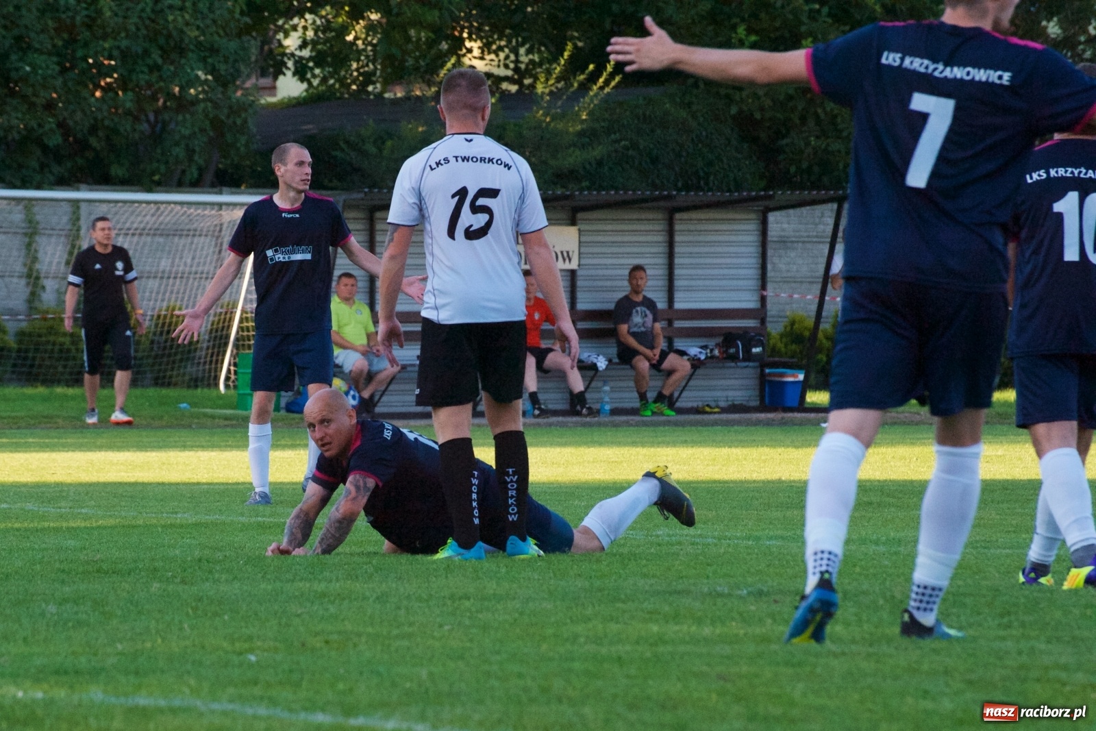 Zdjęcie w galerii na portalu naszraciborz.pl: Tworków vs Krzyżanowice. Historyczna wygrana gospodarzy [FOTO] wiadomości z regionu