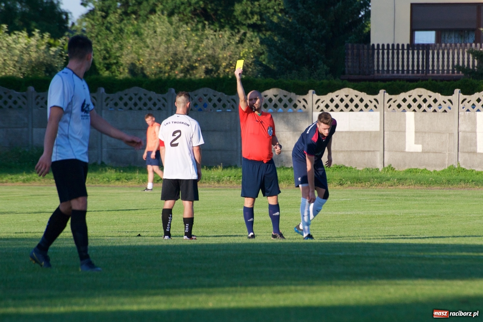 Zdjęcie w galerii na portalu naszraciborz.pl: Tworków vs Krzyżanowice. Historyczna wygrana gospodarzy [FOTO] wiadomości z regionu