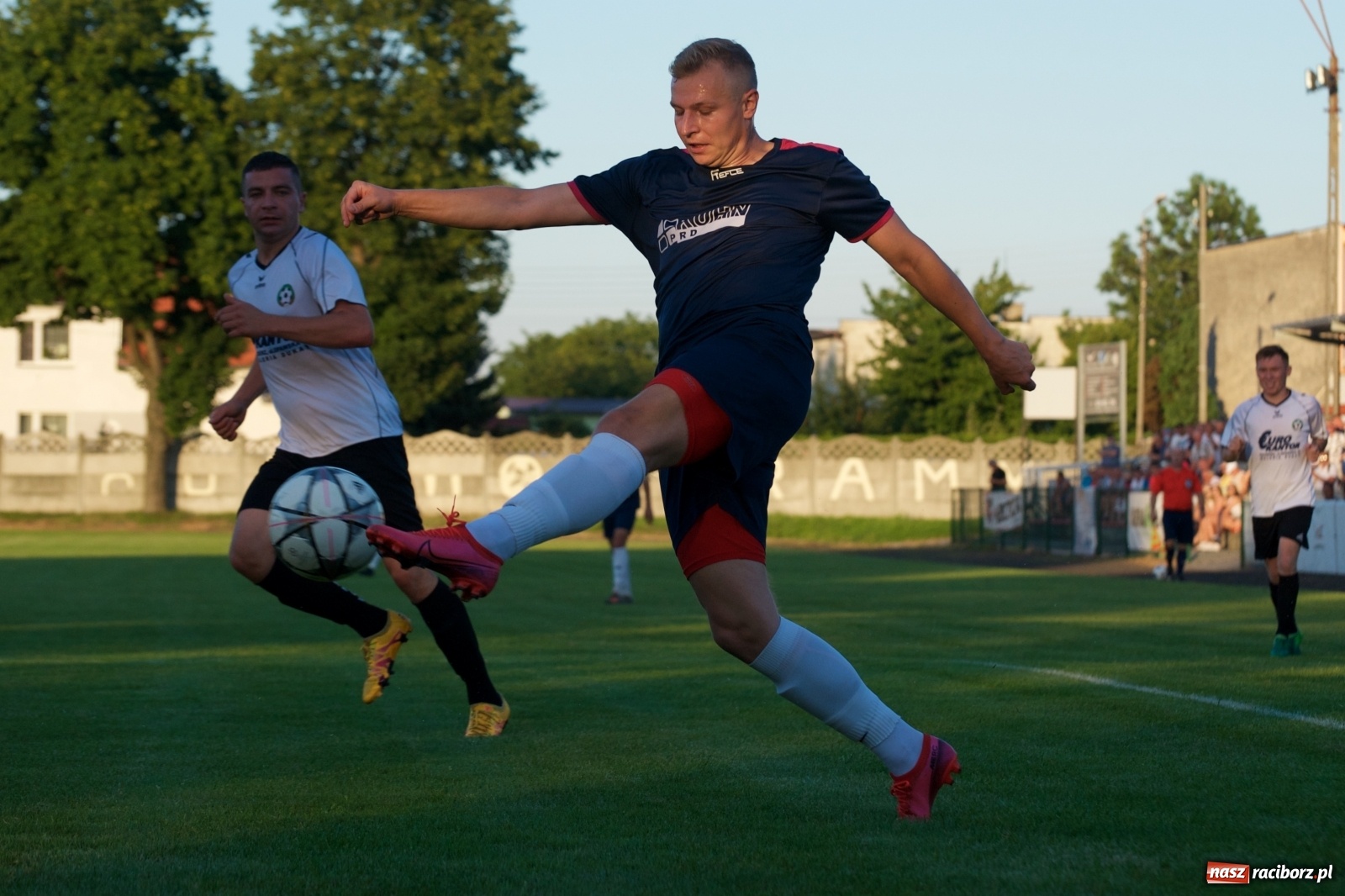 Zdjęcie w galerii na portalu naszraciborz.pl: Tworków vs Krzyżanowice. Historyczna wygrana gospodarzy [FOTO] wiadomości z regionu