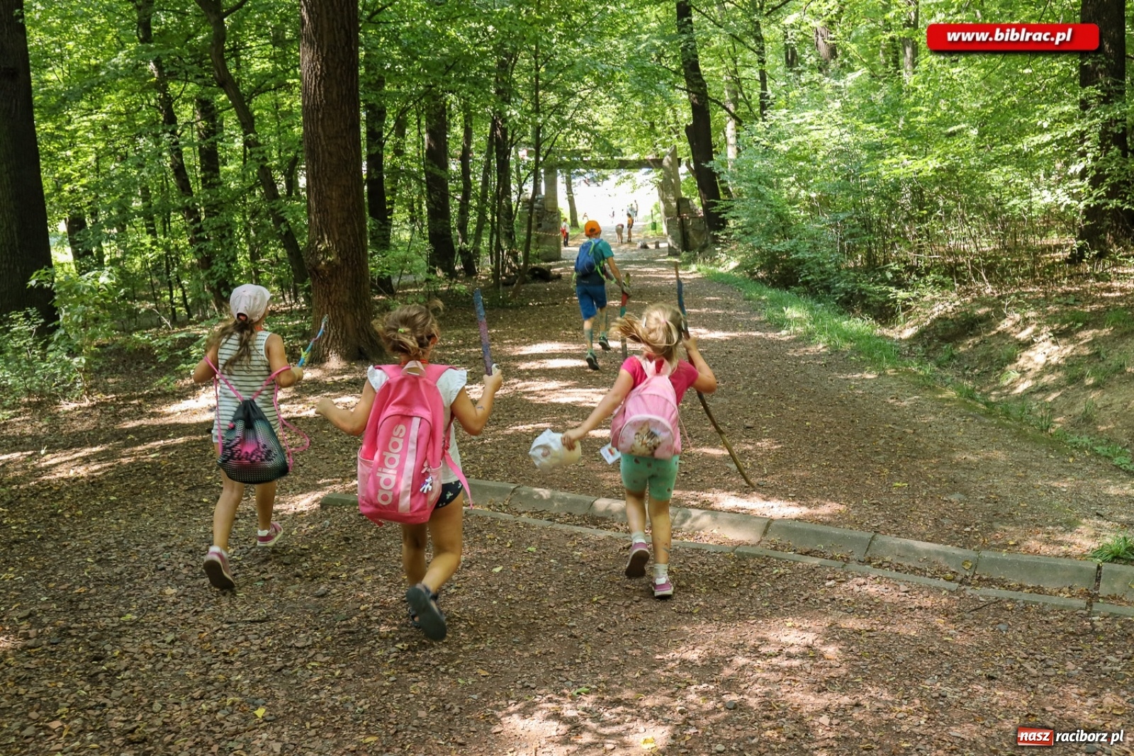 Zdjęcie w galerii na portalu naszraciborz.pl: Włóczykijem być, czyli Lata z biblioteką ciąg dalszy wiadomości z regionu