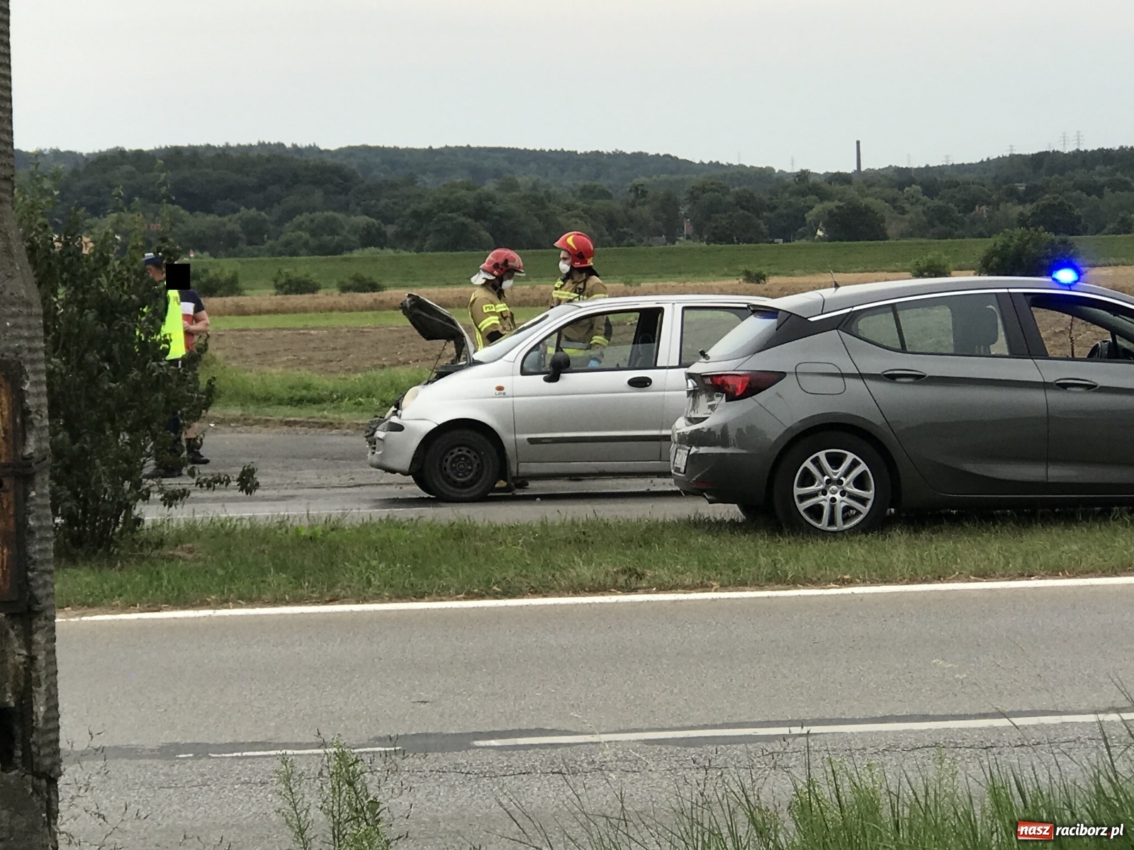 Zdjęcie w galerii na portalu naszraciborz.pl: Dziesięć zdarzeń drogowych w jeden dzień. Trzy poważne  wiadomości z regionu