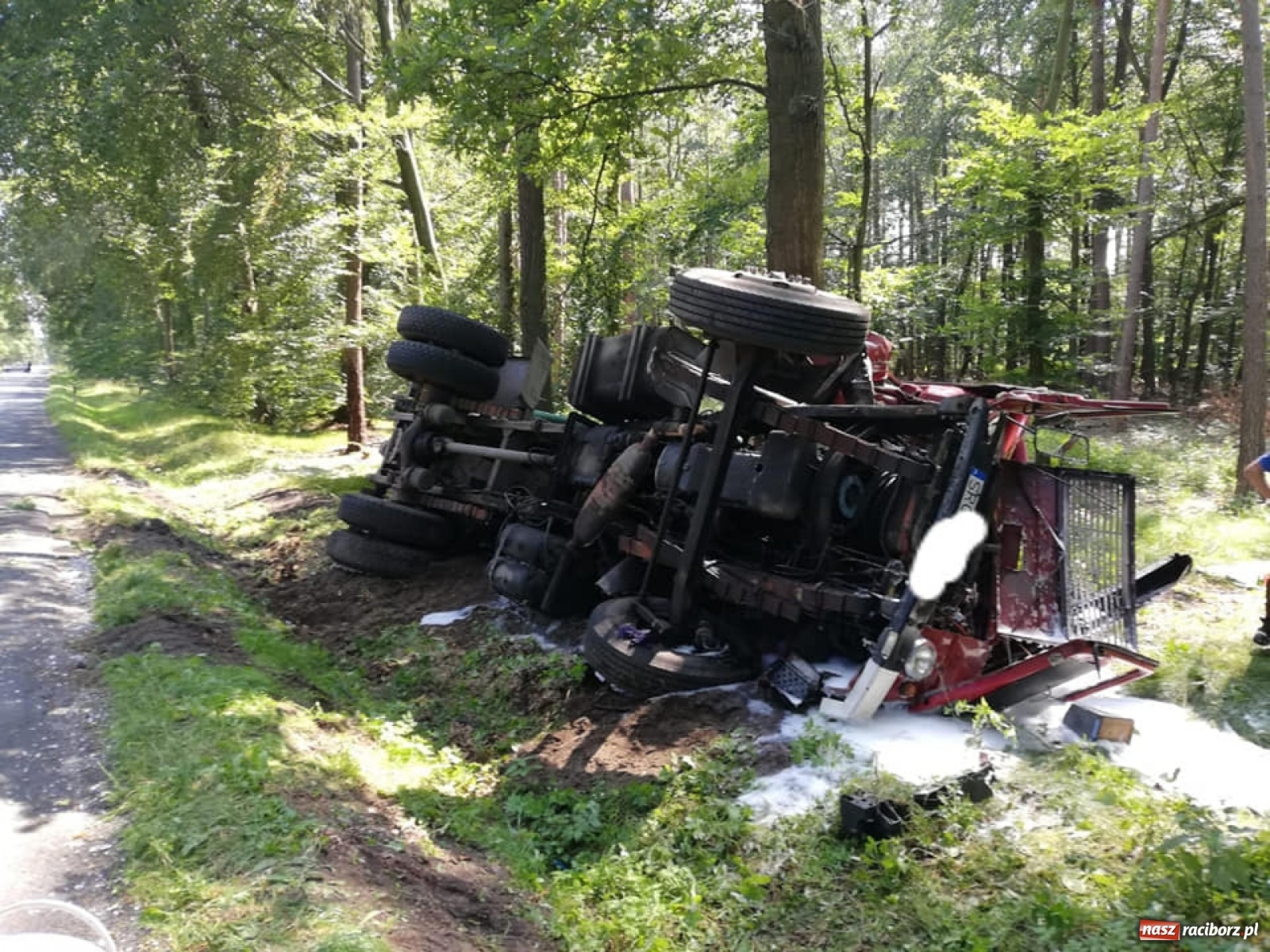 Zdjęcie w galerii na portalu naszraciborz.pl: Dziesięć zdarzeń drogowych w jeden dzień. Trzy poważne  wiadomości z regionu