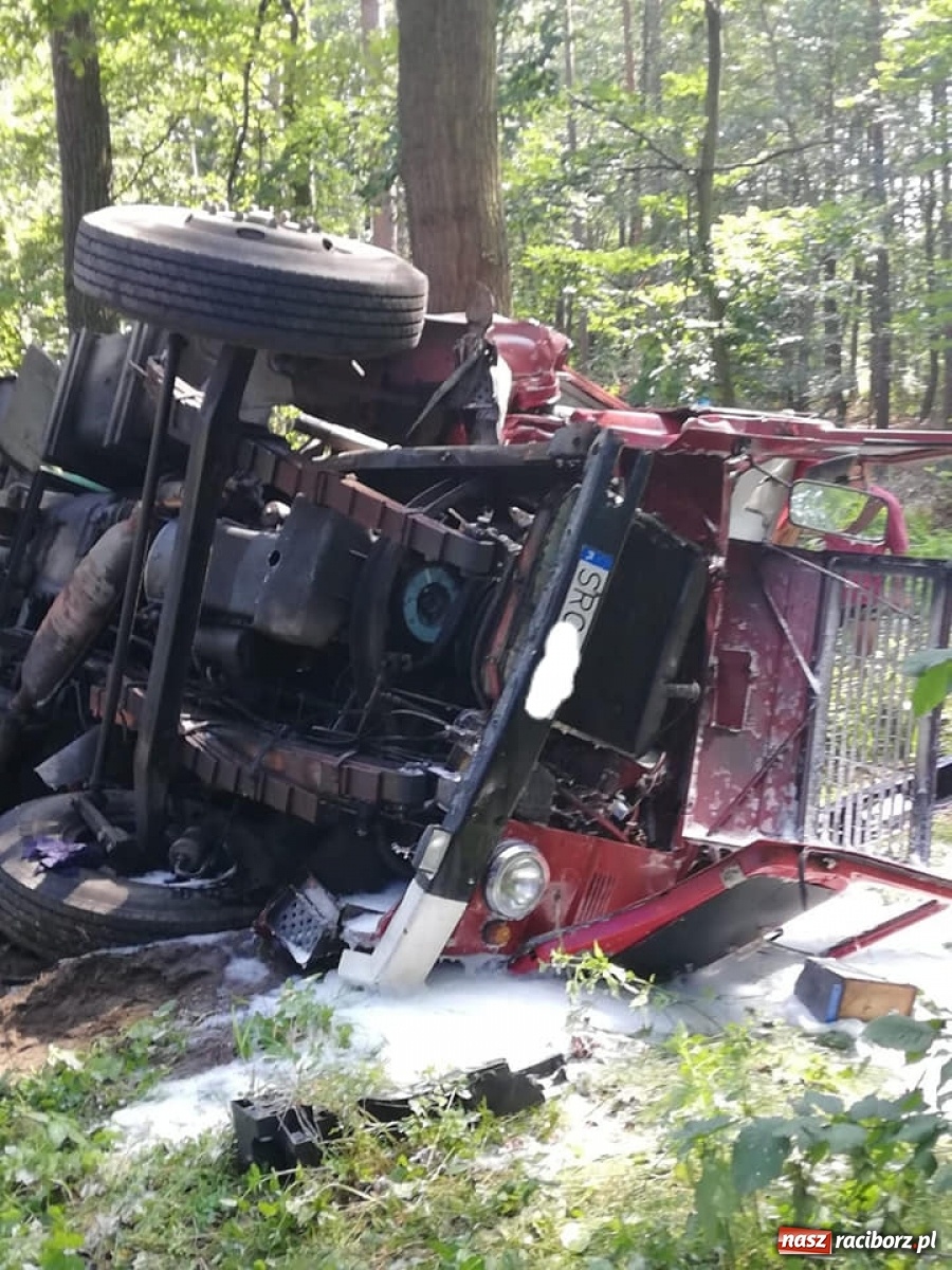 Zdjęcie w galerii na portalu naszraciborz.pl: Dziesięć zdarzeń drogowych w jeden dzień. Trzy poważne  wiadomości z regionu