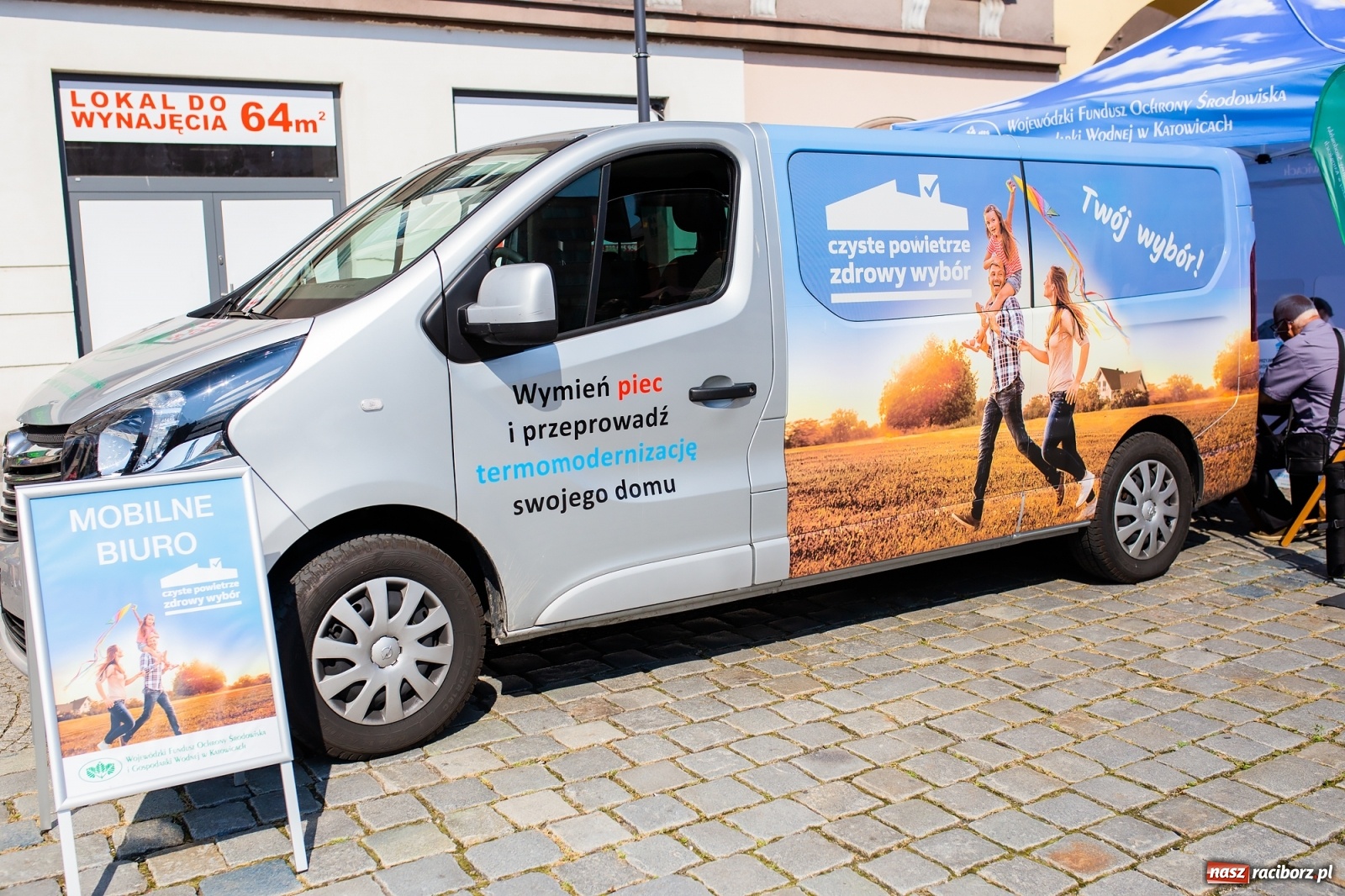 Zdjęcie w galerii na portalu naszraciborz.pl: Nowości w programie Czyste Powietrze. Mobilne biuro w SRC  wiadomości z regionu